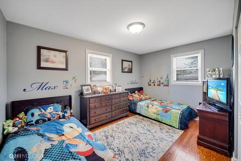 7553 S Octavia Ave, Bridgeview, IL 60455 photo 14