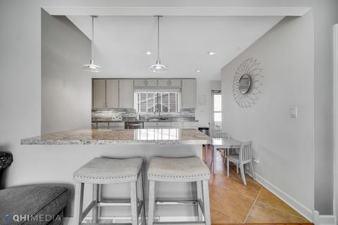 7553 S Octavia Ave, Bridgeview, IL 60455 photo 6