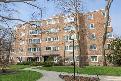 1960 W Hood Ave #1C, Chicago, IL 60660
