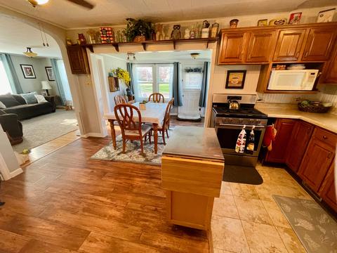 111 E Cooper St, Colfax, IL 61728 photo 6