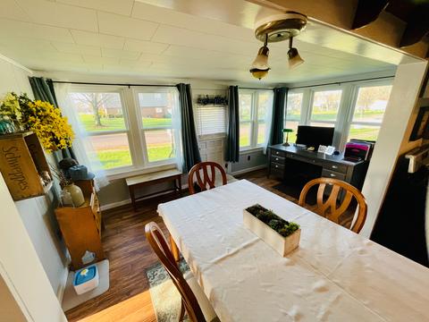 111 E Cooper St, Colfax, IL 61728 photo 8
