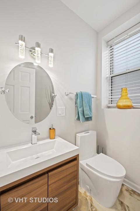 422 E 45th Pl, Chicago, IL 60653 photo 10