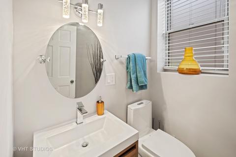 422 E 45th Pl, Chicago, IL 60653 photo 24