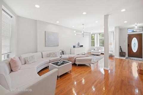 422 E 45th Pl, Chicago, IL 60653 photo 8