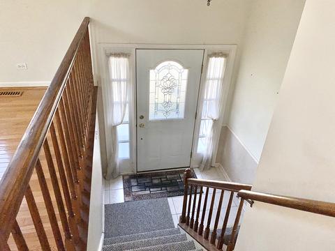 130 E Sherman St, Bartlett, IL 60103 photo 10