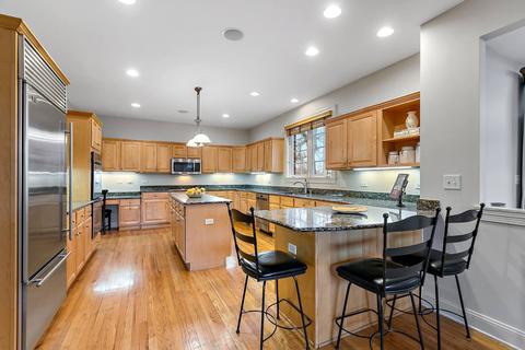 749 Elmgate Dr, Glenview, IL 60025 photo 6