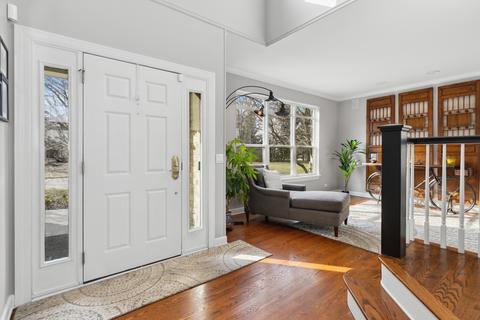 74 Holabird Loop, Highwood, IL 60040 photo 2