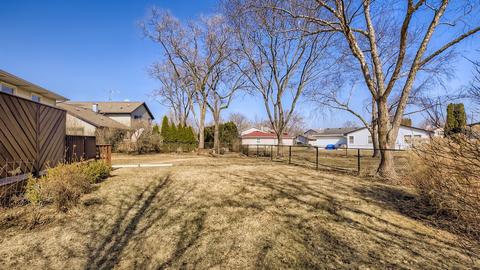 4075 Chesapeake Ct, Hoffman Estates, IL 60192 photo 31