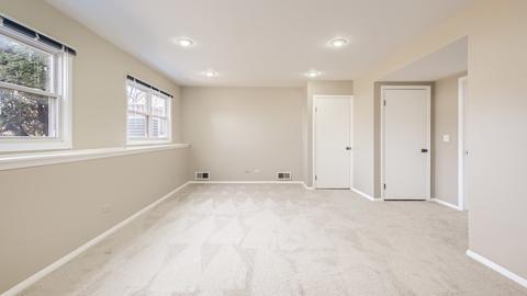 4075 Chesapeake Ct, Hoffman Estates, IL 60192 photo 25