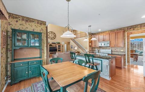 5810 Providence Dr, Hoffman Estates, IL 60192 photo 22