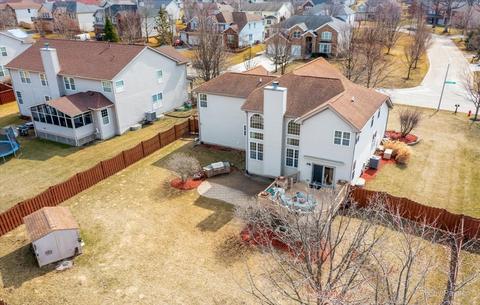 5810 Providence Dr, Hoffman Estates, IL 60192 photo 6