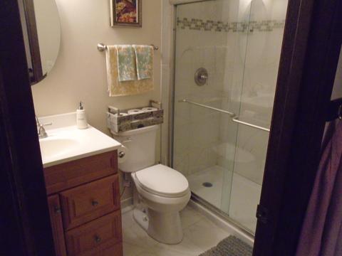 840 Case Dr, Roselle, IL 60172 photo 9
