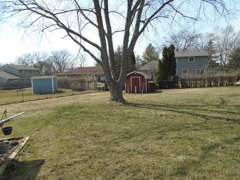 840 Case Dr, Roselle, IL 60172 photo 13