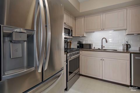 36 Lockman Cir, Elgin, IL 60123 photo 7