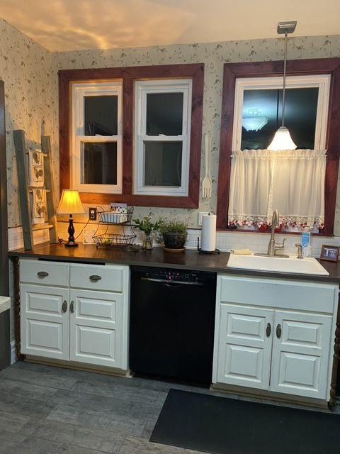 802 S 14th Ave, Freeport, IL 61032 photo 9