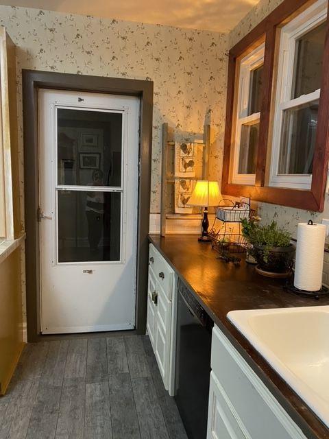 802 S 14th Ave, Freeport, IL 61032 photo 8