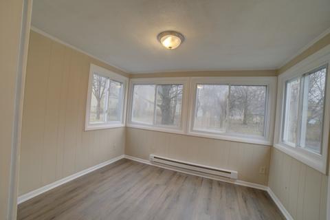 121 E Washington St, Watseka, IL 60970 photo 19