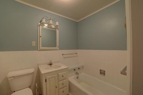 121 E Washington St, Watseka, IL 60970 photo 13
