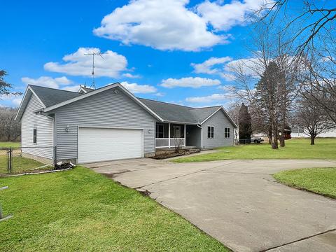 6240 High St, Freeport, IL 61032 photo 20