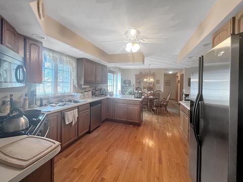 6240 High St, Freeport, IL 61032 photo 9