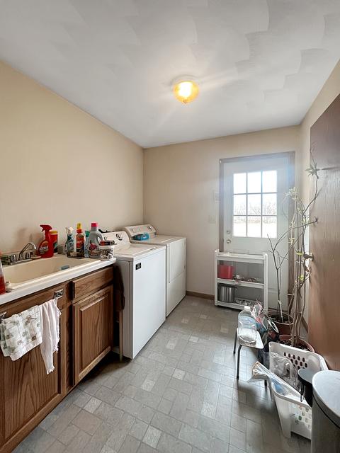 6240 High St, Freeport, IL 61032 photo 11