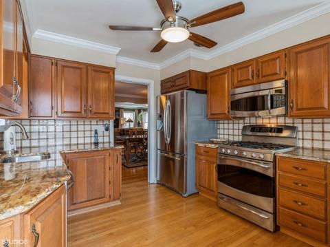 1454 Brandon Rd, Glenview, IL 60025 photo 4