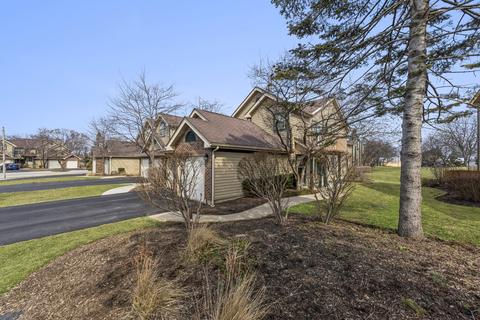 939 Ridgefield Ln, Wheeling, IL 60090 photo 1
