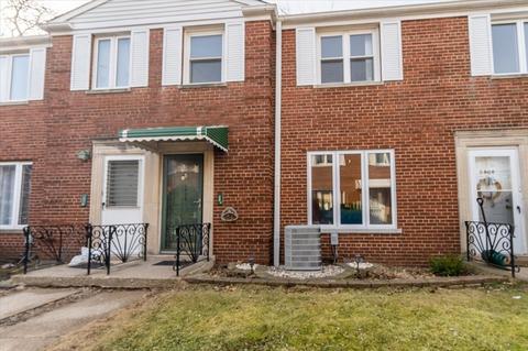 5404 N Artesian Ave, Chicago, IL 60625 photo 1