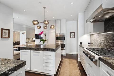 220 E Walton Pl #7E, Chicago, IL 60611 photo 12