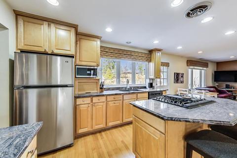 924 Wayne Ave, Deerfield, IL 60015 photo 8