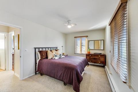 924 Wayne Ave, Deerfield, IL 60015 photo 17