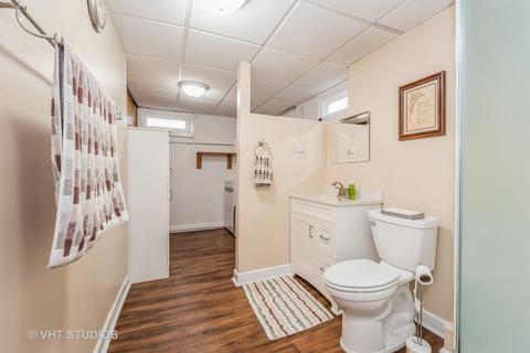 697 Greenview Ave, Des Plaines, IL 60016 photo 15