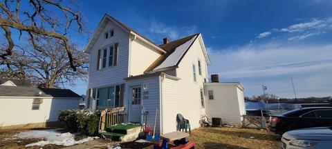 116 E Bradshaw St, Dixon, IL 61021 photo 1