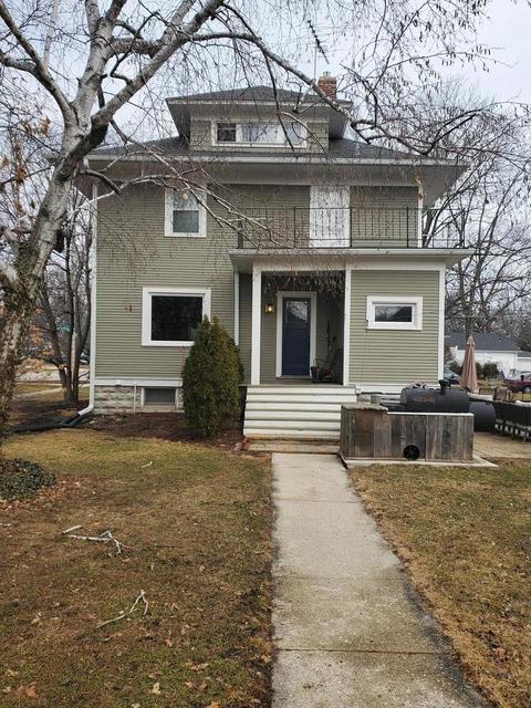 302 E Franklin St, Wheaton, IL 60187 photo 3