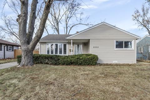 2502 Grouse Ln, Rolling Meadows, IL 60008 photo 2