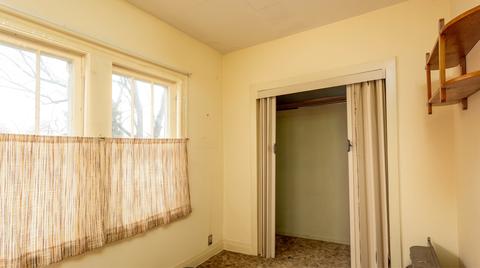 855 S 2nd Ave, Des Plaines, IL 60016 photo 10