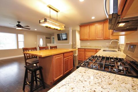 213 E Wilson St, Peotone, IL 60468 photo 7
