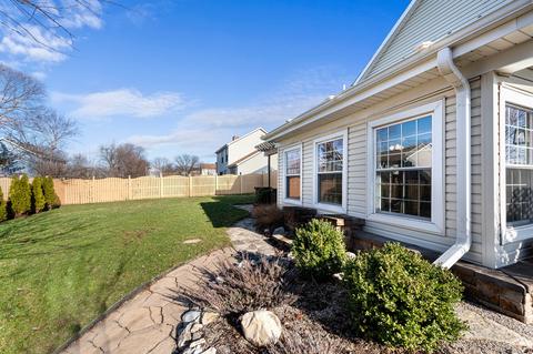 1100 John Dr, Hoffman Estates, IL 60169 photo 23