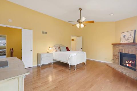 1867 Golf View Dr W, Bartlett, IL 60103 photo 9