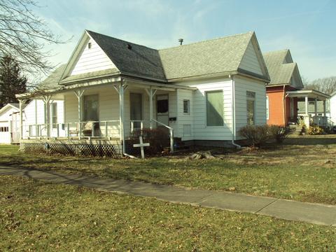 428 E Grove Ave, Rantoul, IL 61866 photo 1
