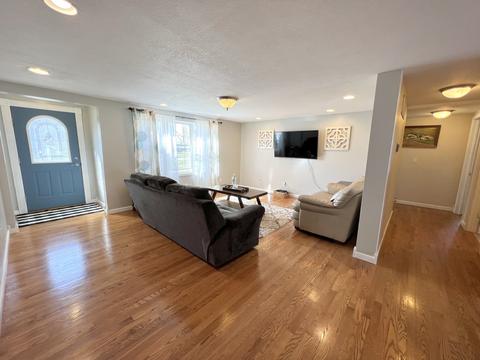 113 E Willard St, Gifford, IL 61847 photo 6