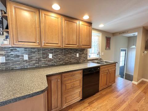 113 E Willard St, Gifford, IL 61847 photo 12