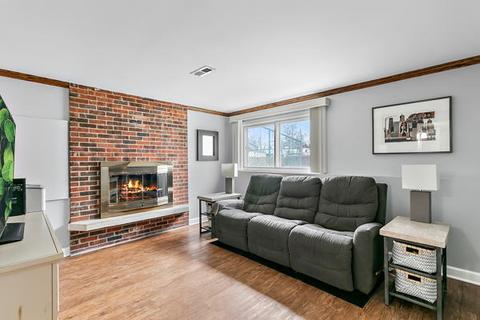 2303 Westminster St, Wheaton, IL 60189 photo 15