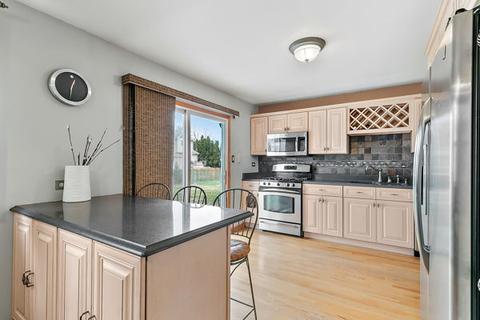 2303 Westminster St, Wheaton, IL 60189 photo 6
