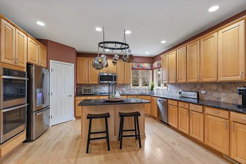1285 Stonegate Rd, Algonquin, IL 60102 photo 10