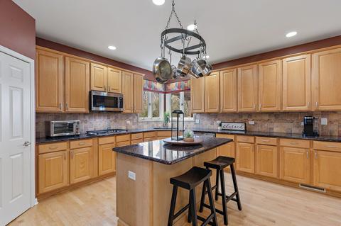 1285 Stonegate Rd, Algonquin, IL 60102 photo 12