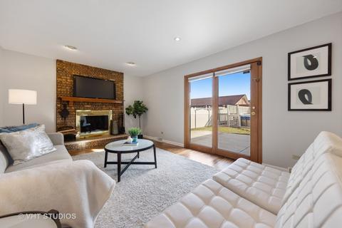 8231 Beloit Ave, Bridgeview, IL 60455 photo 14