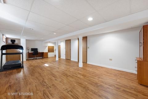 8231 Beloit Ave, Bridgeview, IL 60455 photo 21