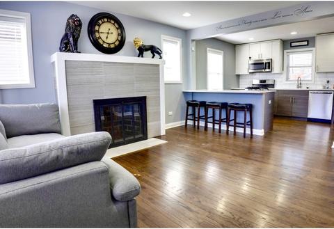 4258 Ruby St, Schiller Park, IL 60176 photo 8