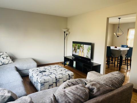 1522 E Geneva Rd, Wheaton, IL 60187 photo 3